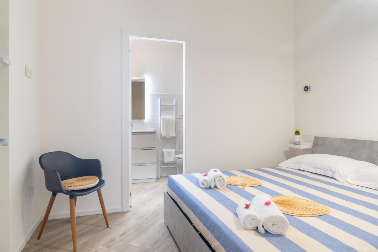 Appartamento Rivierarent Mare House Finale Ligure Esterno foto